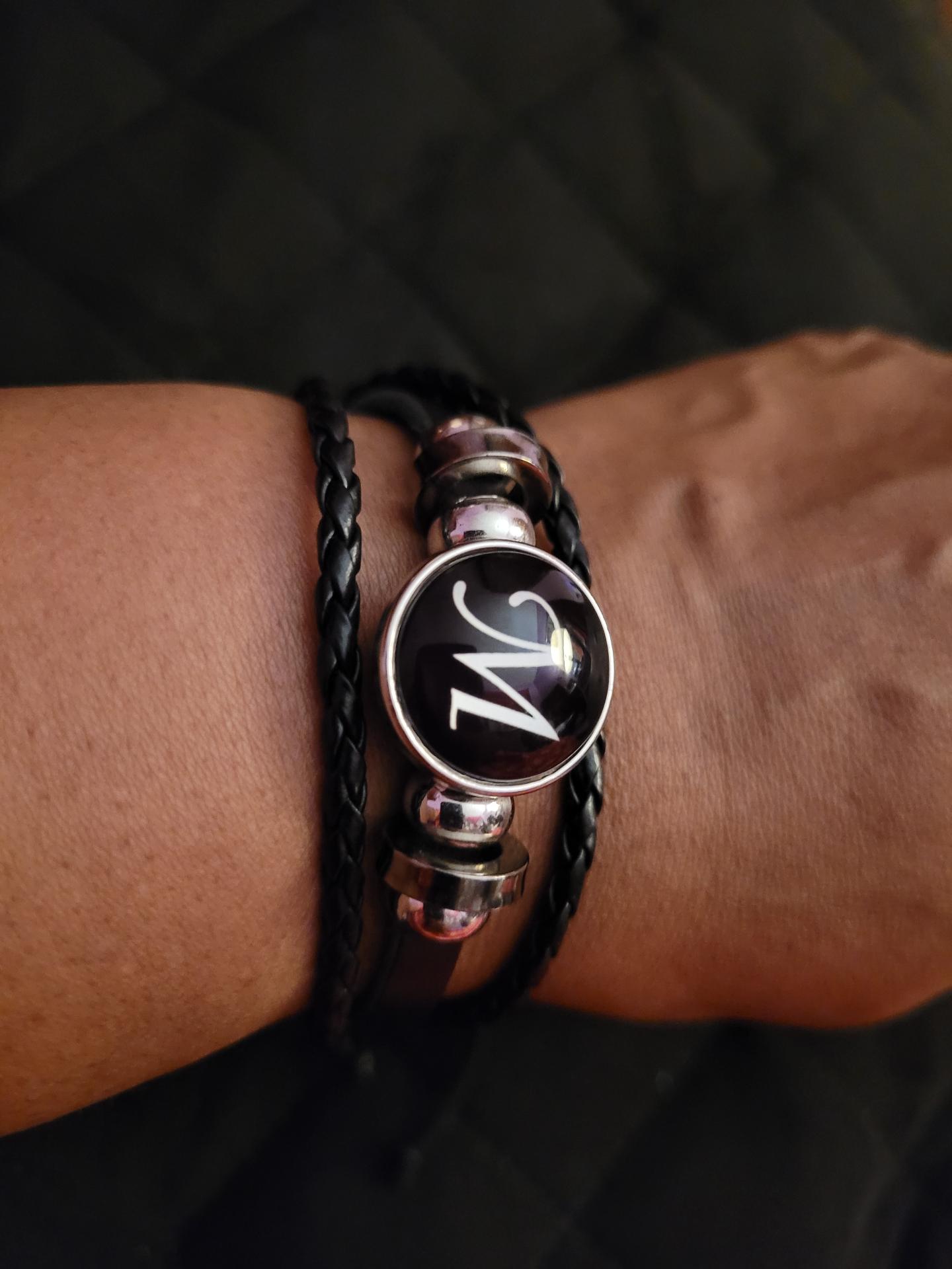 Classic European and American Style Minimalist Bracelet, and Fashionable 26 English Letters Woven PU Leather Black Onyx Bracelet Jewelry photo review