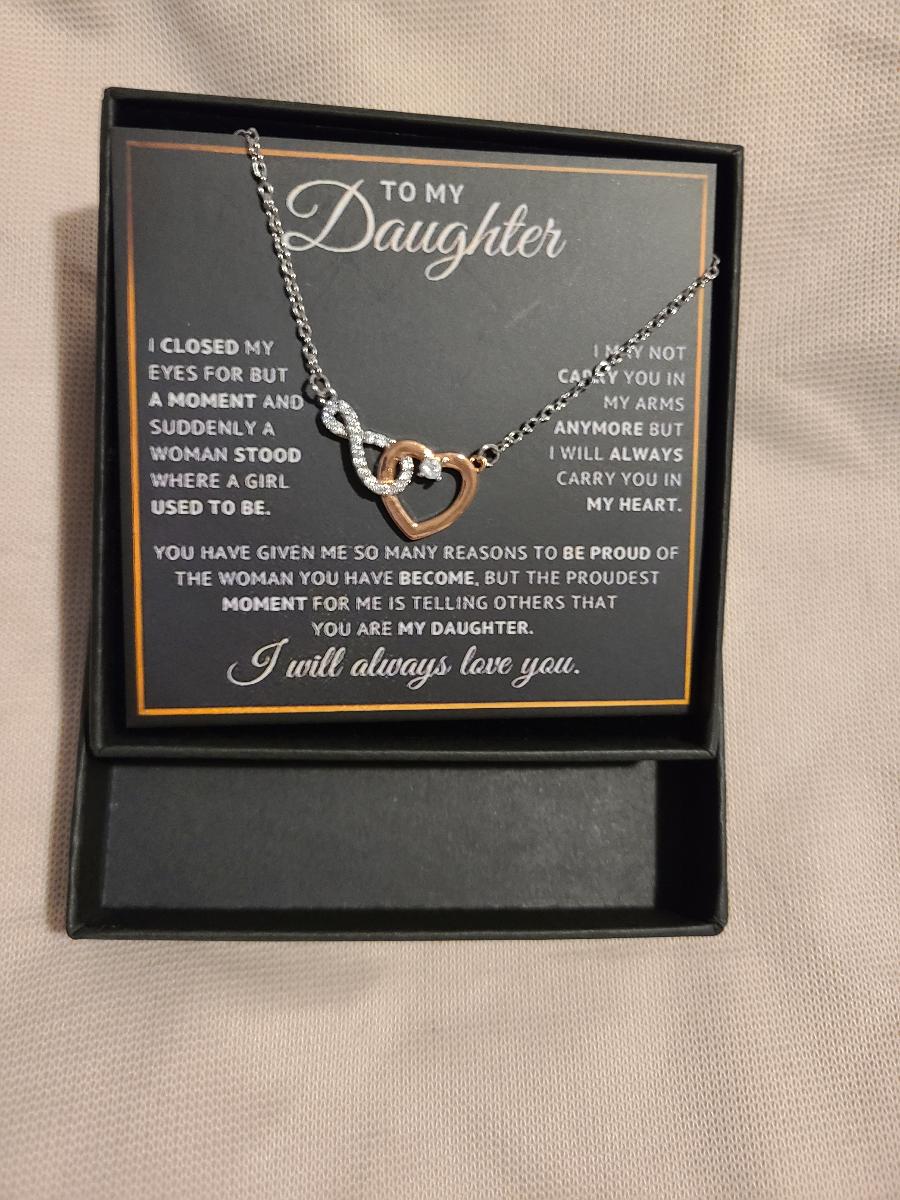 1pc to My Daughter Two-Tone Electroplated Heart Copper Synthetic Cubic Zirconiaia-Inlaid Heart Necklace - with Text Gift Card and Gift Box Packaging photo review