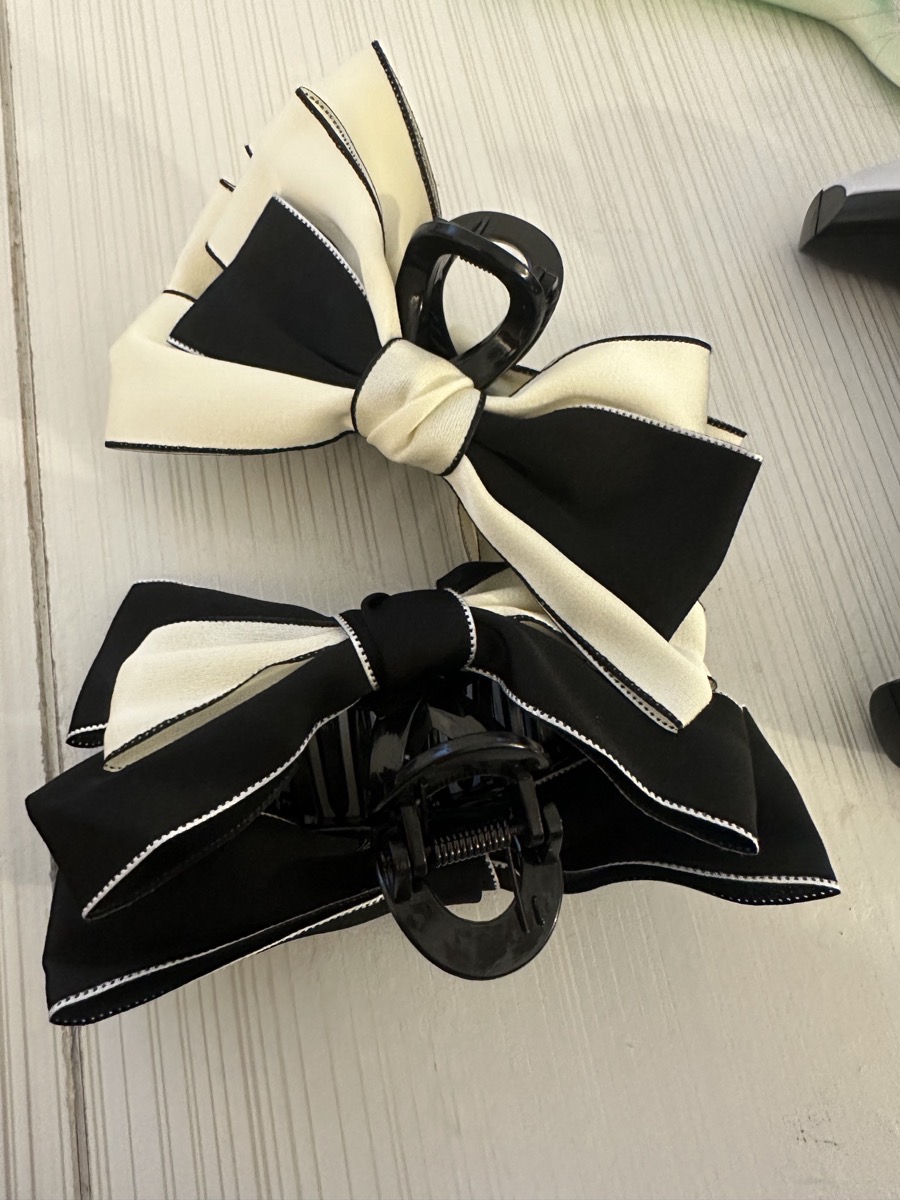 1pc/2pcs Fashionable And Elegant Double-Sided Large Bow Hair Additions Hairpin, Princess Temperament Shark Clip, Large High-End Versatile Women'S Hair Additions Headwear photo review