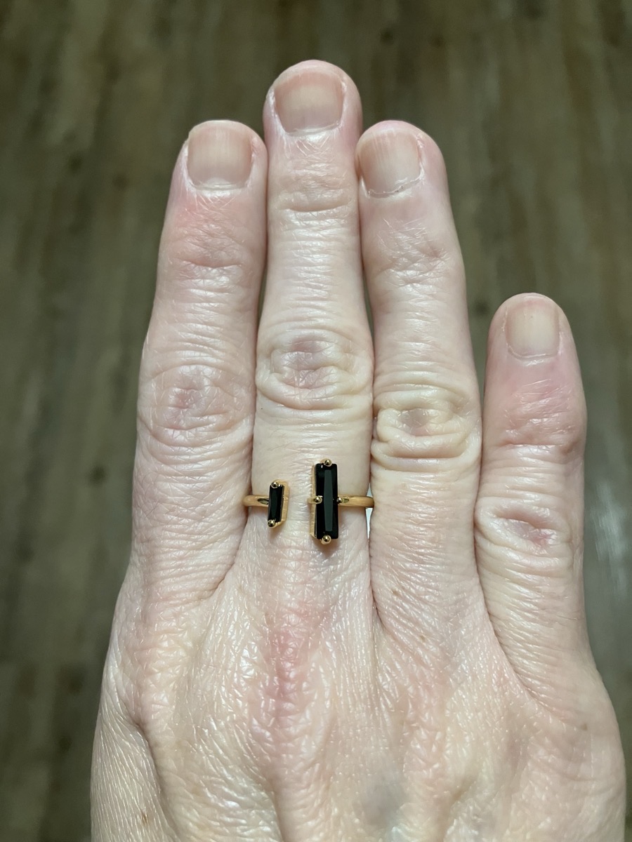 Black Obsidian Ring, Double Obsidian Bar Ring Empath Protection Strength Reiki Ring, Minimalist Delicate Ring photo review