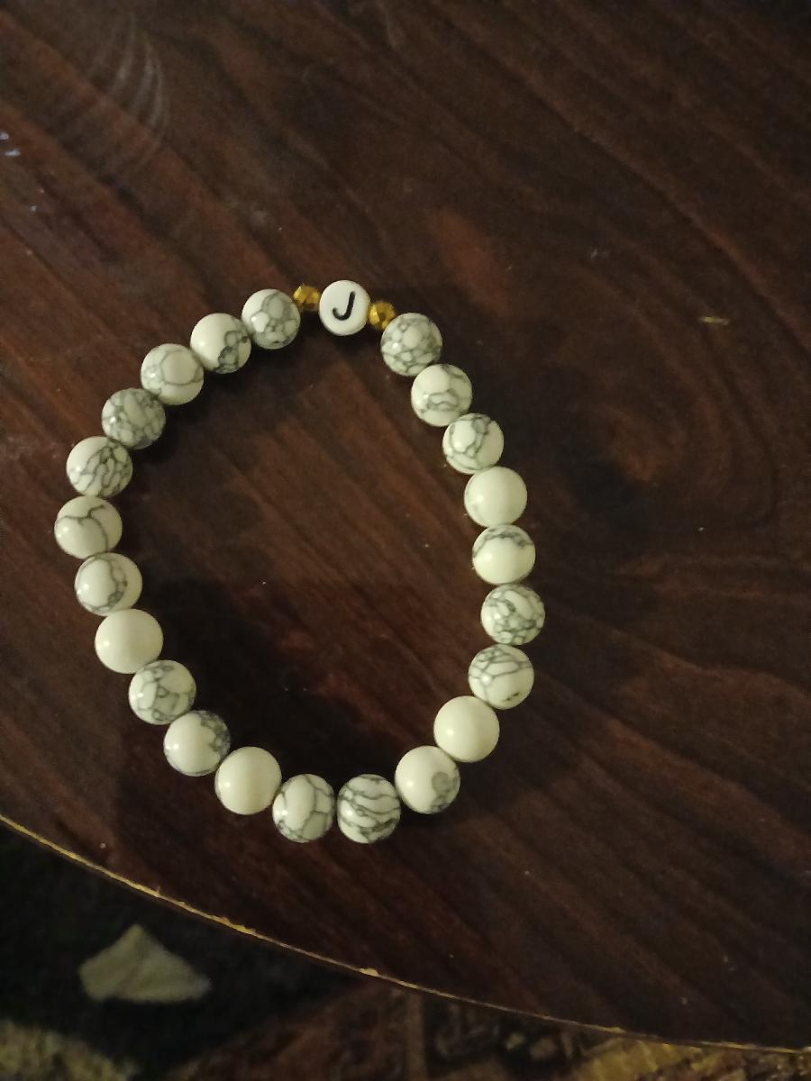 1pc Couple Jewelry Initial Bracelet 26 Letter White Turquoise Black Onyx Beaded Bracelet Gifts for Best Friend And Couples photo review