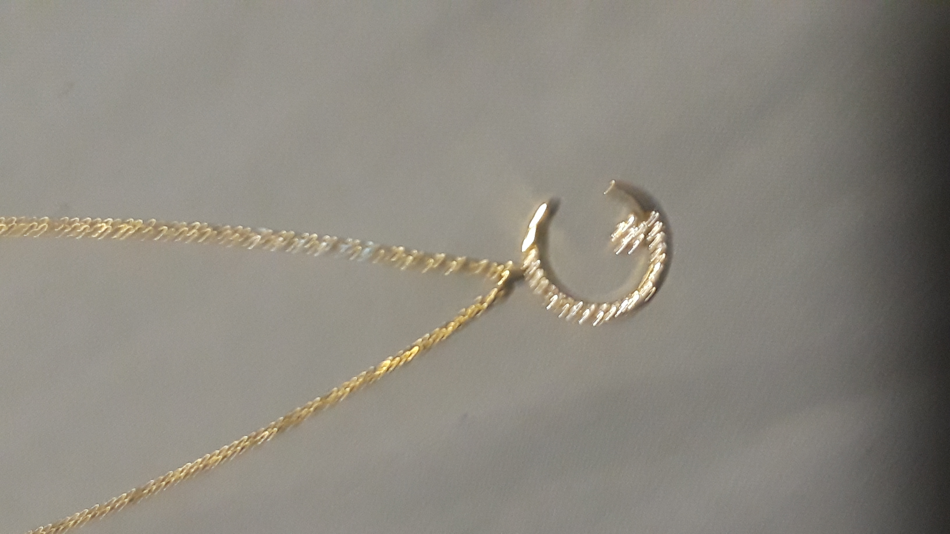 The Star And Moon Necklace Is Incredibly Dazzling, Featuring Exquisite Zirconia, Perfect for Students As a Collarbone Chain photo review