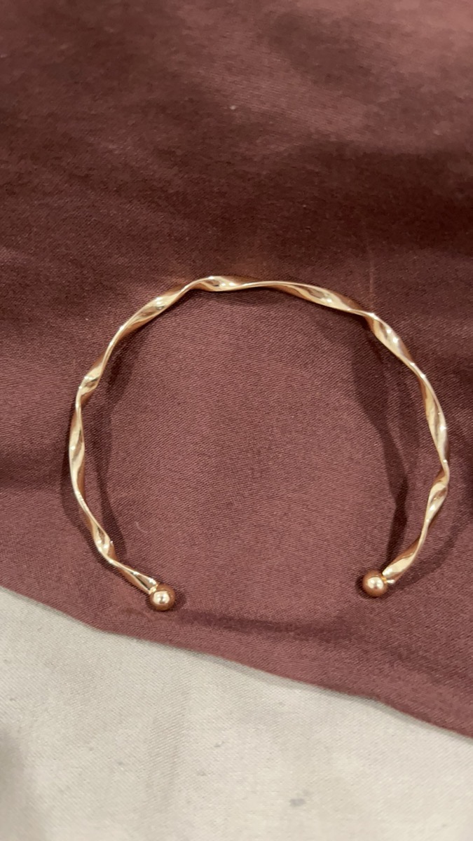 Easy Twist Adjustable Women'S Open Bangle photo review