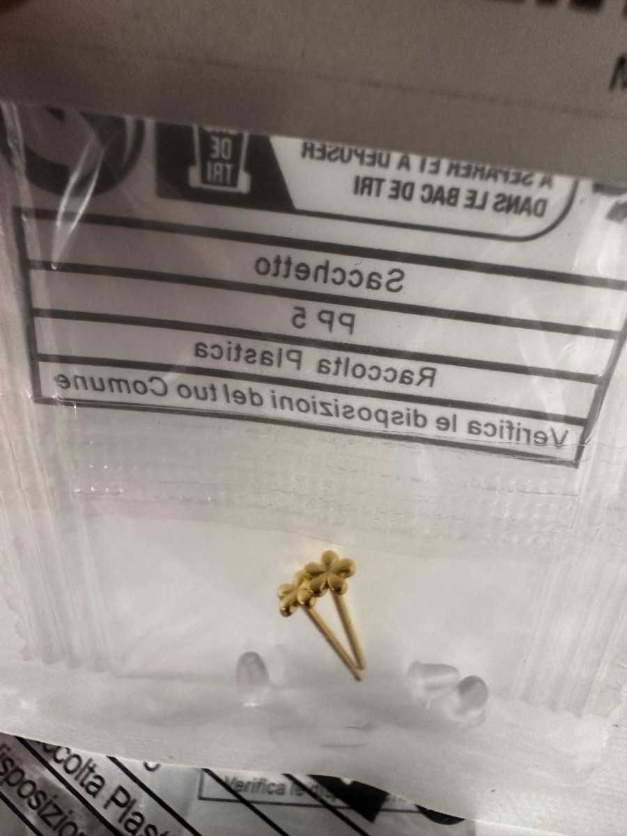 Pierced Ear Studs Exquisite Mini Small Flower Stud Earrings photo review
