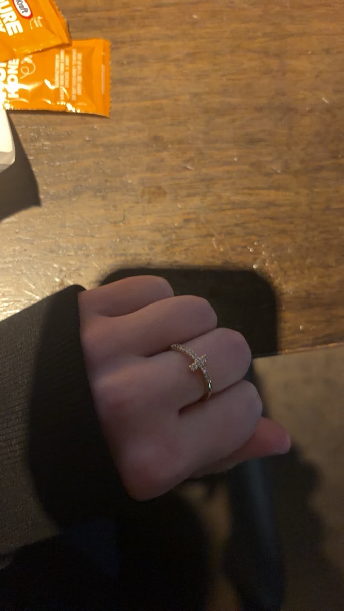 A Stylish And Minimalist Cross Ring for Women Featuring Micro-Set Zirconia Stones Perfect for Daily Wear Casual Parties Engagements Weddings And As a Commitment Gift photo review