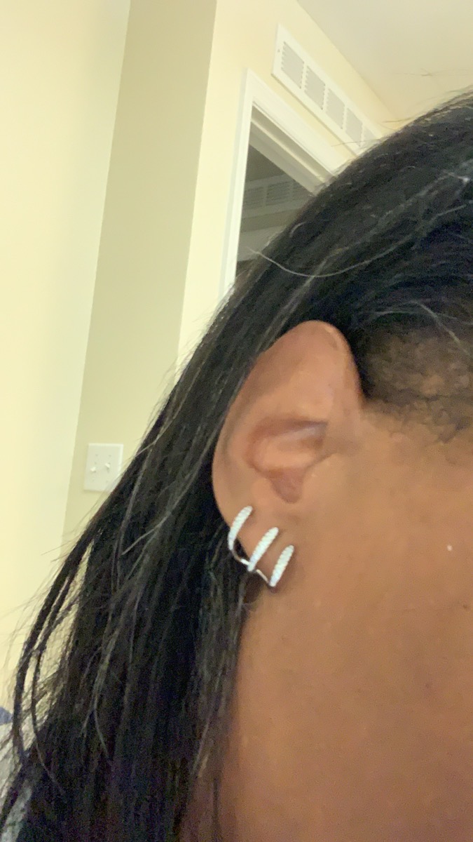 A Pair of Jewelry for All Seasons. Perfect Gift for Weddings, Banquets, Parties, Back-To-School Season, Thanksgiving, Oktoberfest, Mardi Gras, Halloween, Christmas, And Black Friday, Without Battery photo review