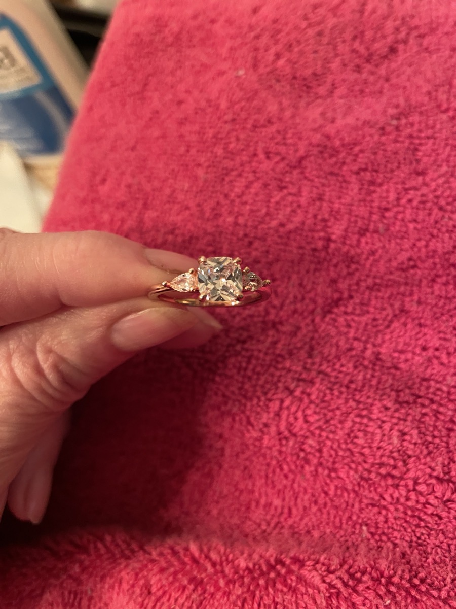 Synthetic Zirconia Engagement Ring 4-prong Setting With Elegant And Stylish Featuring A Lady's Perfect For Engagement Parties, Jewelry For Valentine's Day, And As A High-end Gift To Express Love Available In Multiple Colors photo review