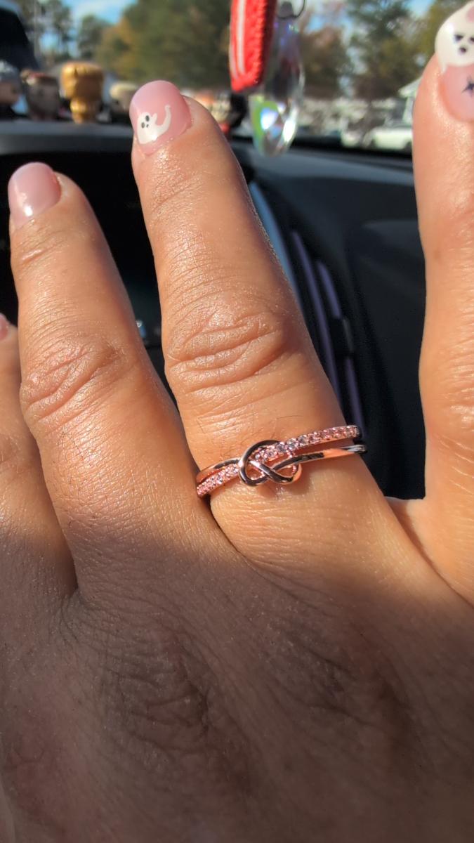 1pc Light Luxury Copper Rose Golden Knotted Cross-woven Full Open Ring for Women, Suitable for Daily Wear, Parties, and Gatherings photo review