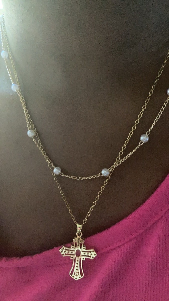 1pc Women' Bohemian & White Necklace - GOLDEN-TONE ALLOY Chain with Imitation White, Minimalist Elegant Pendant for Daily Wear,, Valentine' Gift, Year-Round Versatile photo review