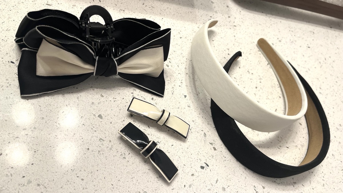 1pc/2pcs Fashionable And Elegant Double-Sided Large Bow Hair Additions Hairpin, Princess Temperament Shark Clip, Large High-End Versatile Women'S Hair Additions Headwear photo review