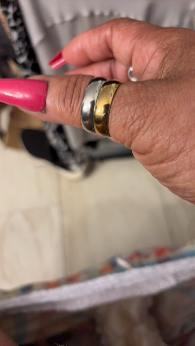 1pc Unisex Ring - Wide 6mm Band, Modern Minimalist Jewelry for Wedding, EngaSynthetic Gemstoneent, Everyday - Durable & Tarnish-Resistant - Wedding/Anniversary/Graduation Gift for Men & Women - Year-Round Elegant Jewelry, EngaSynthetic Gemstoneent photo review